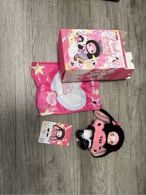 Pink Energy Nommi